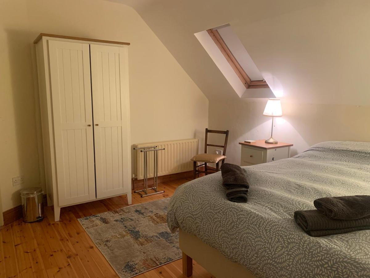 Bedroom With Private Bathroom And Stunning Views In Beautiful Home Letterkenny Exterior foto